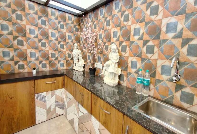 Hotel The Sky Imperial Sethji Ni Wadi