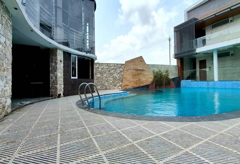 Hotel The Sky Imperial Sethji Ni Wadi