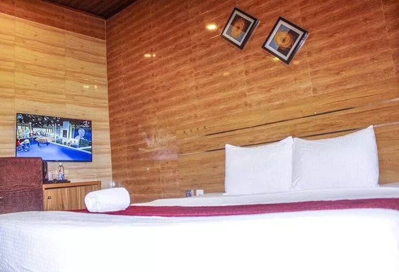 هتل Uranus House Uyo