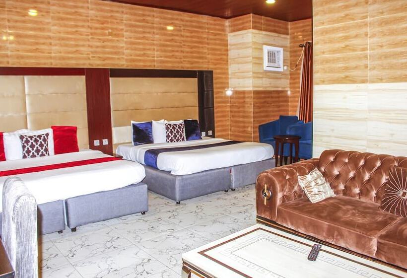 هتل Uranus House Uyo