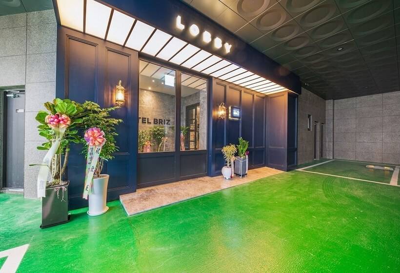 מוטל Bundang Breeze