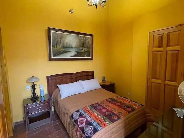 ペンション Antigua Casa De Piedra