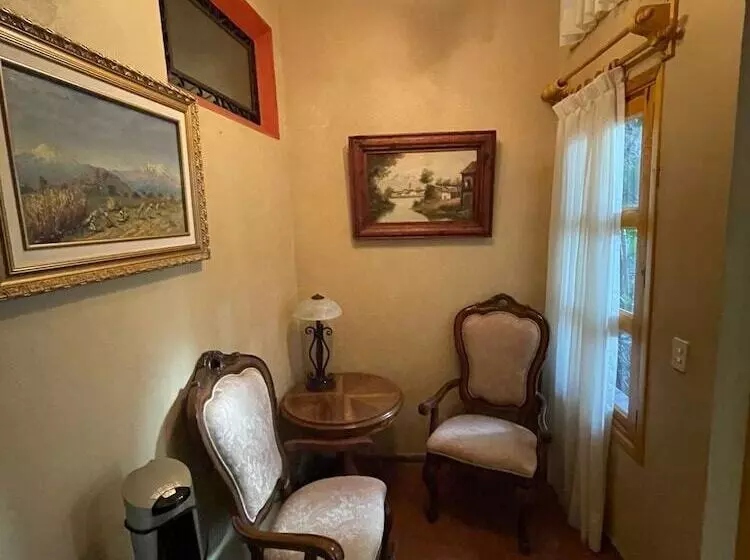 ペンション Antigua Casa De Piedra