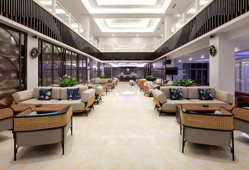 The Sentra Hotel Manado