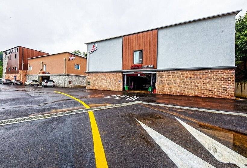 Motel Cheongyang Saapuntel Drive In