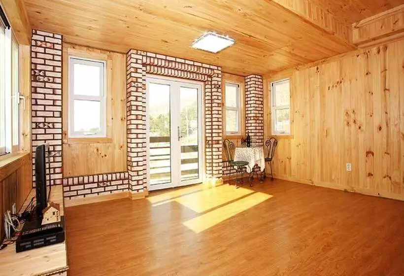 Gwanghwado Lucia Pension