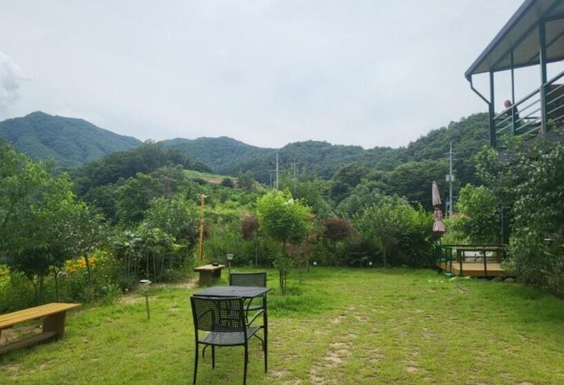 Hongcheon Mangosup Pension