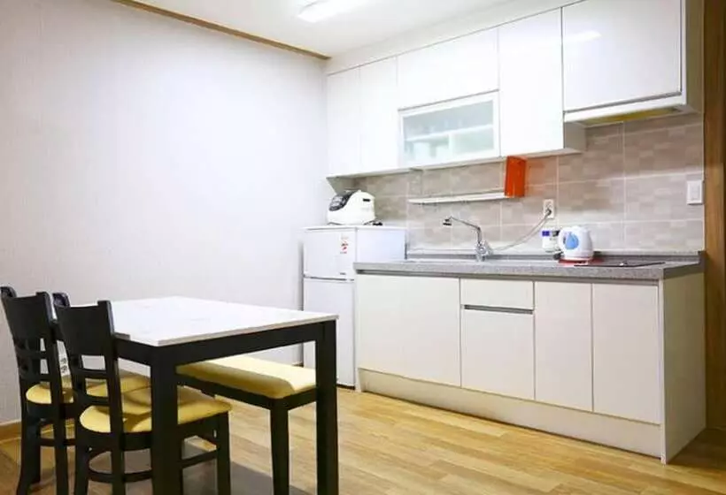 Hongcheon Mangosup Pension