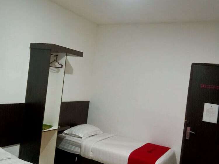 فندق Azzahra Syariah