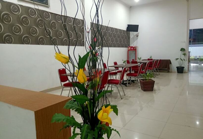 فندق Azzahra Syariah