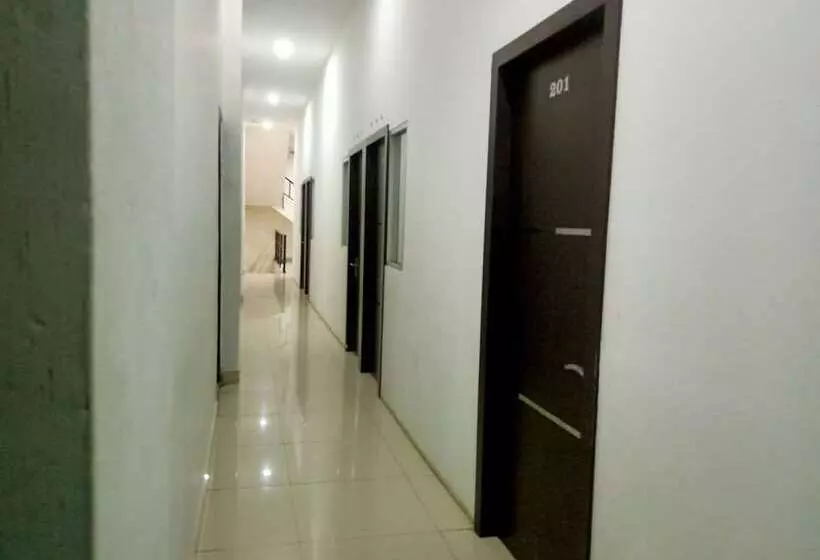 Hotelli Azzahra Syariah