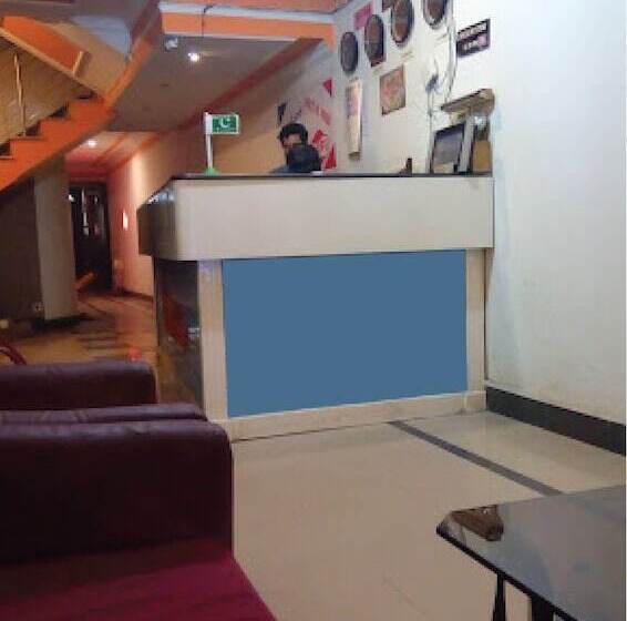 هتل Daily Hostel &