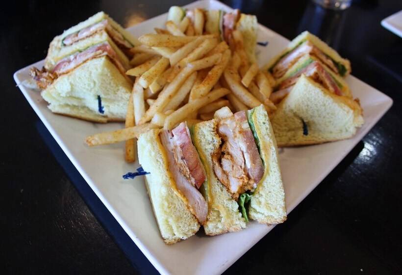 هتل Daily Hostel &