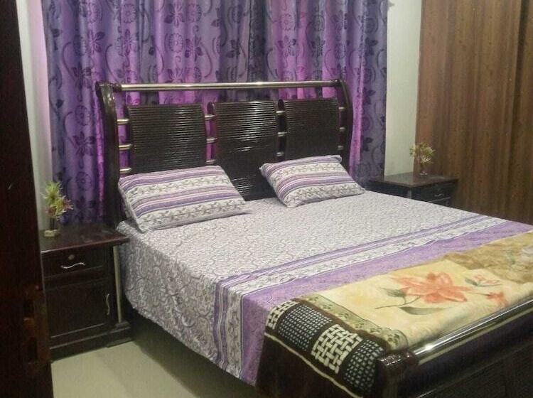 هتل Daily Hostel &