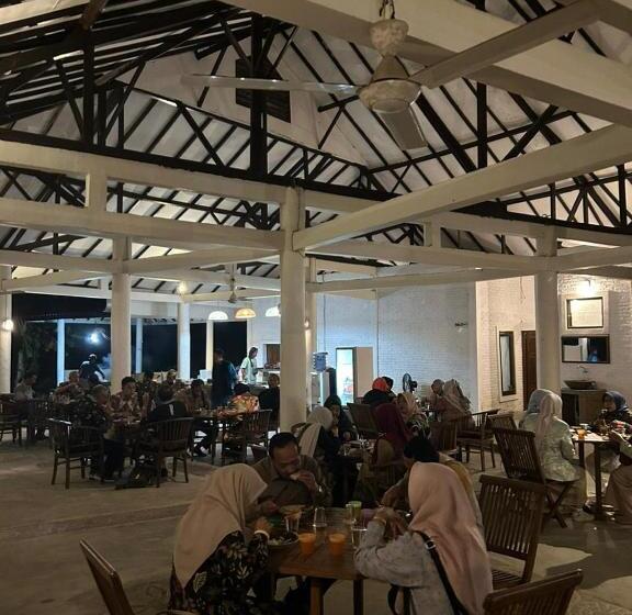 Hotel Dewa Daru Resort