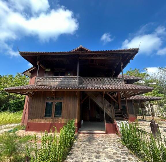 Hotel Dewa Daru Resort