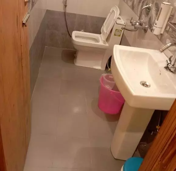 ホテル Gp Guest House Nainital   Excellent Customer Choice   Best Seller