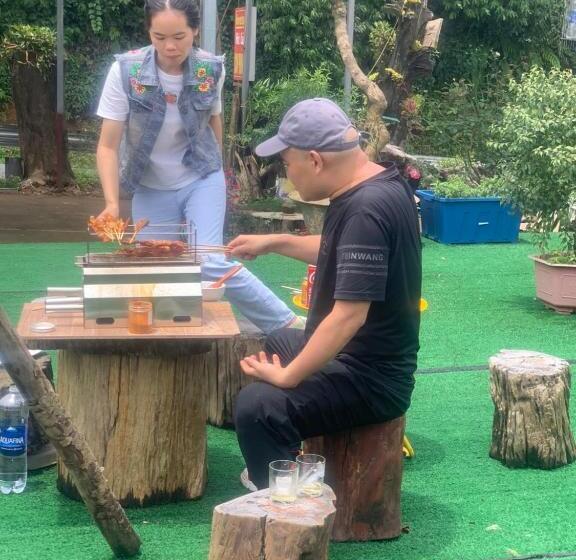 هتل Hà Lù Homestay