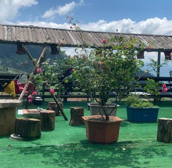 هتل Hà Lù Homestay