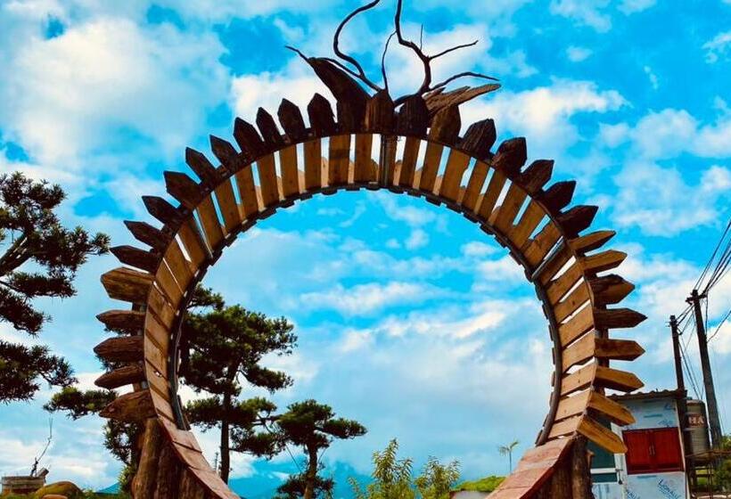 هتل Hà Lù Homestay