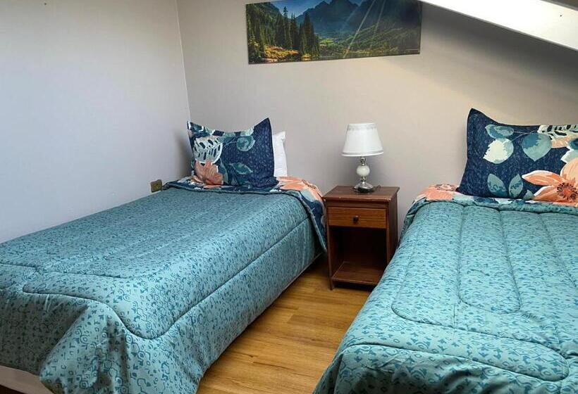 هتل Katarsy´s Hostel