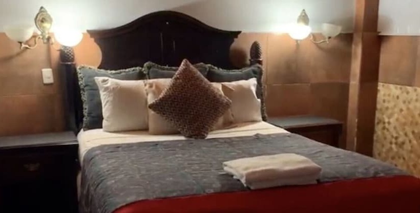 هتل Maya Copan Guamilito