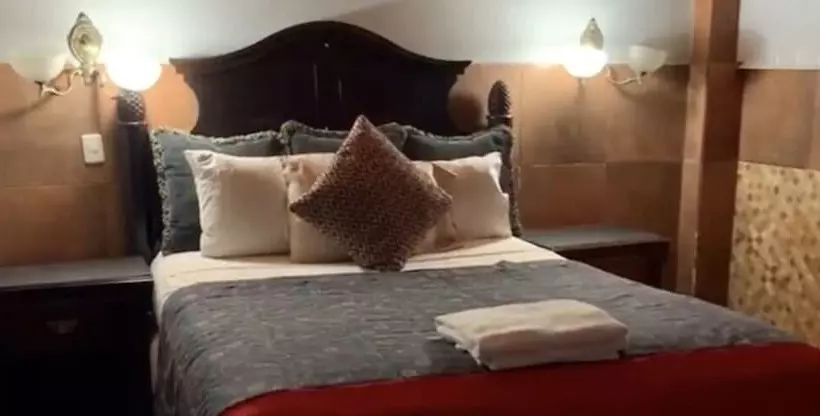 هتل Maya Copan Guamilito