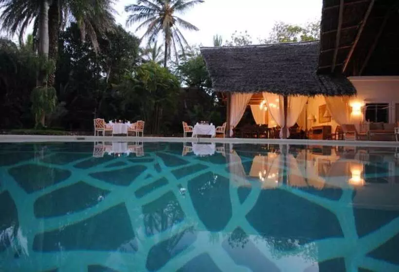 هتل Saffron Garden Malindi