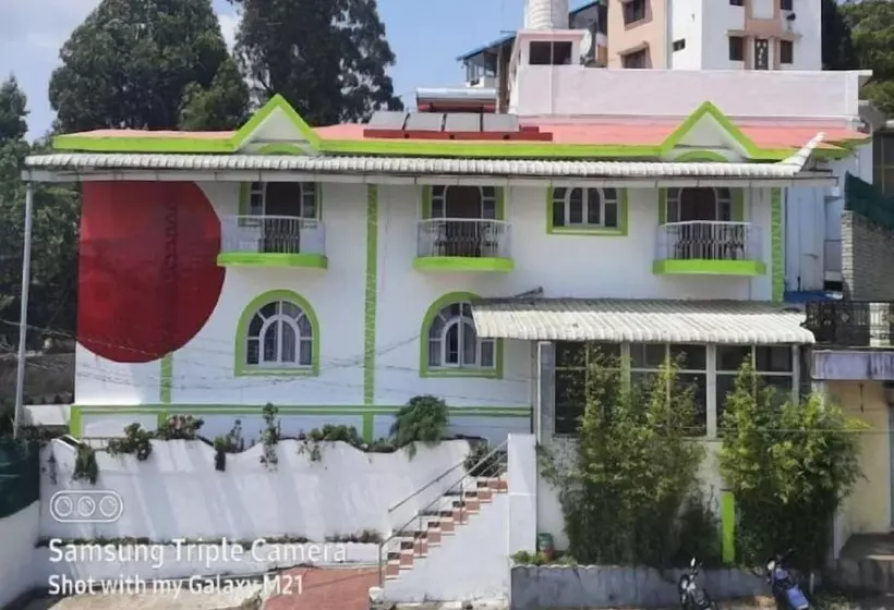 ホテル Sharma Residency Kodaikanal