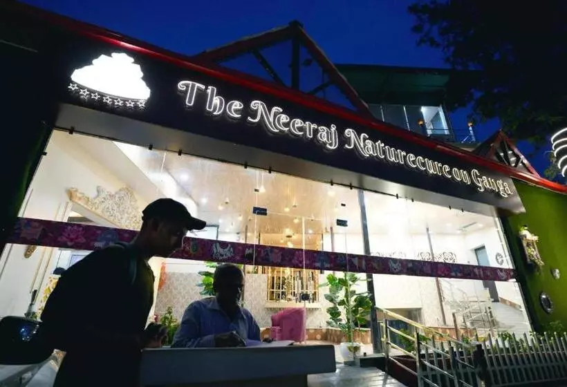 ホテル The Neeraj Naturecure On Ganga