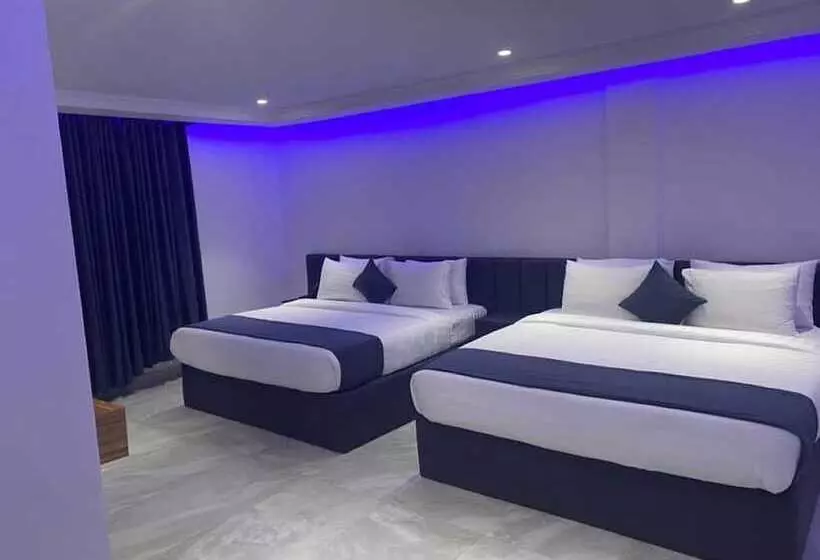 Hotelli The Platinum Bay