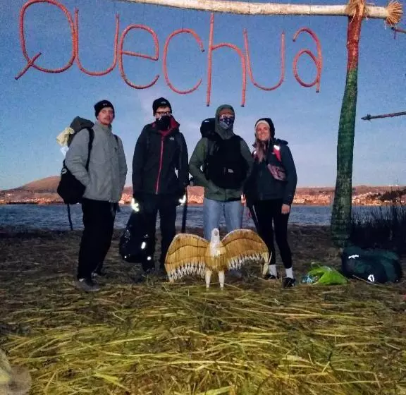 ホテル Urosfood & Titiqaqa Lodge