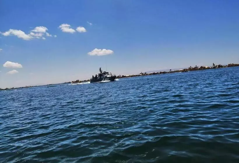 ホテル Urosfood & Titiqaqa Lodge