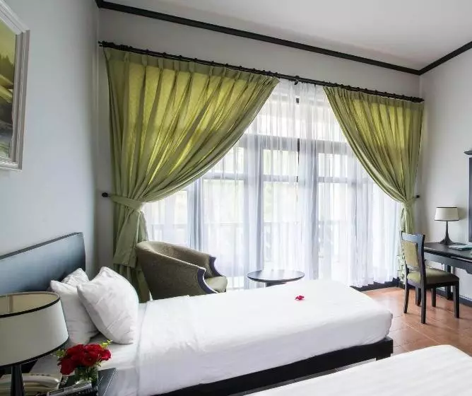 Lazi Beach Resort