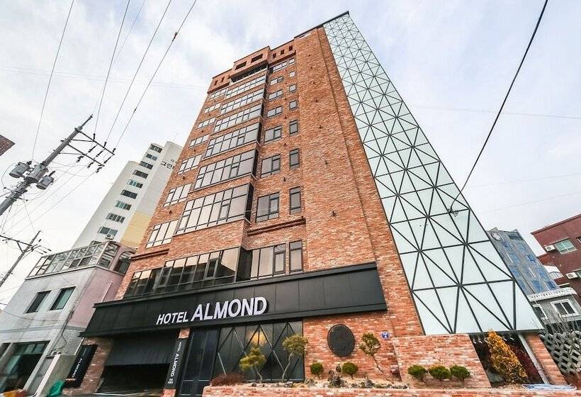 Motel Changwon Jinhae Almond