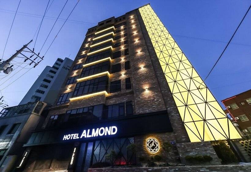 Motel Changwon Jinhae Almond