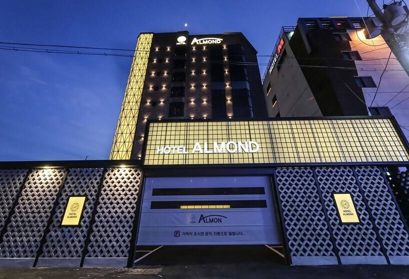 Motel Changwon Jinhae Almond