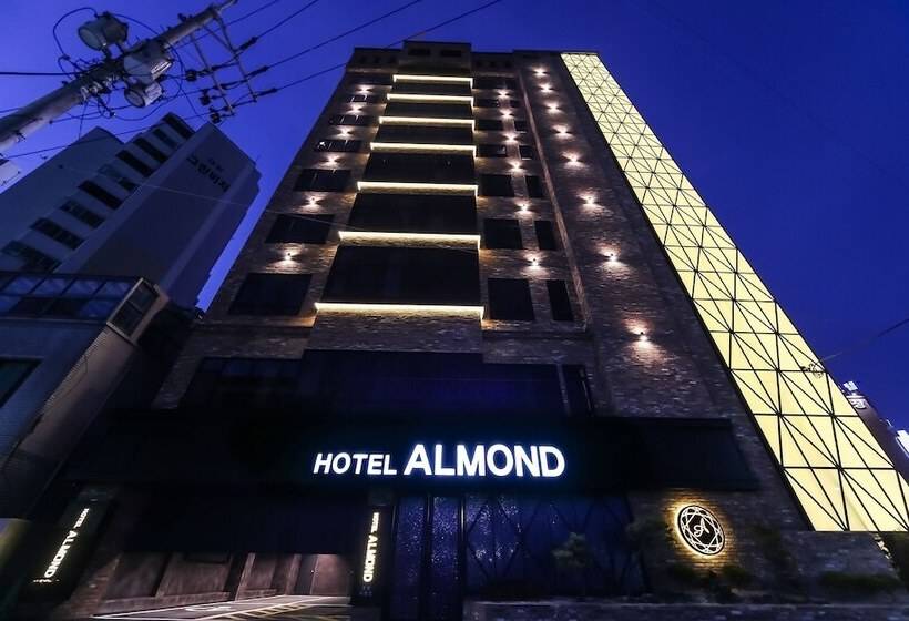 Motel Changwon Jinhae Almond