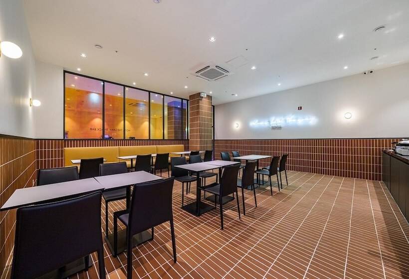 מוטל Incheon Hotel The Gray