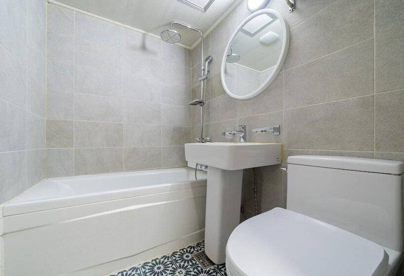 Мотель Sangbong Grand Gem