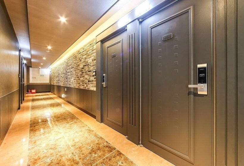 모텔 Ulsan Ilsan Hey