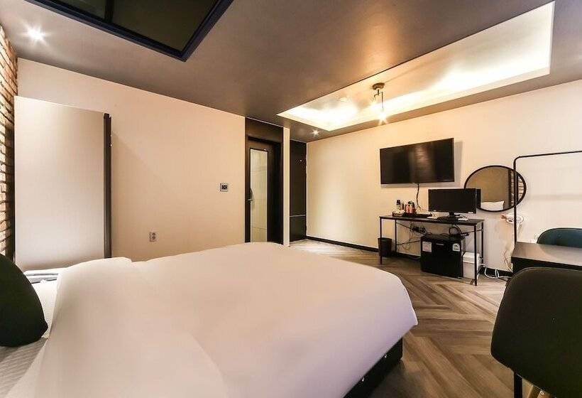 모텔 Ulsan Ilsan Hey