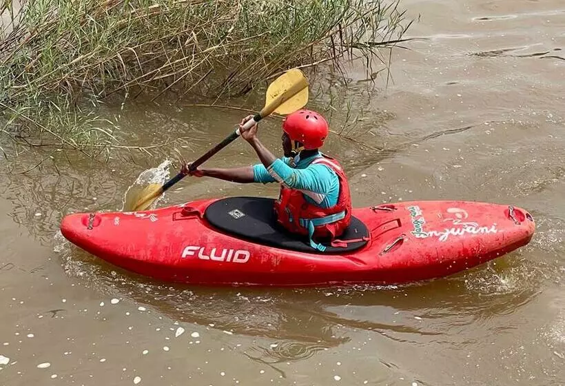 استراحتگاه Jangwani Camp Sagana