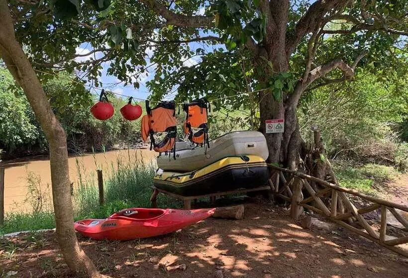 استراحتگاه Jangwani Camp Sagana