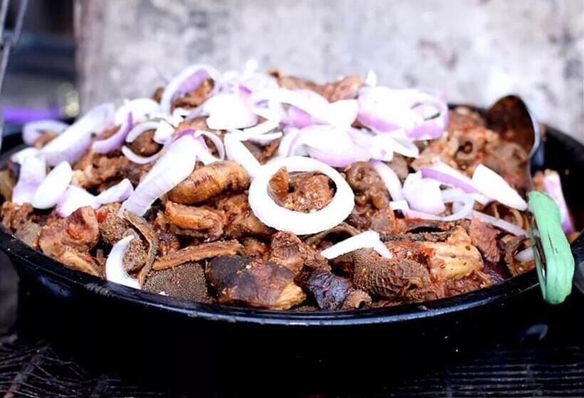 1759 Empire Lounge And Hotels