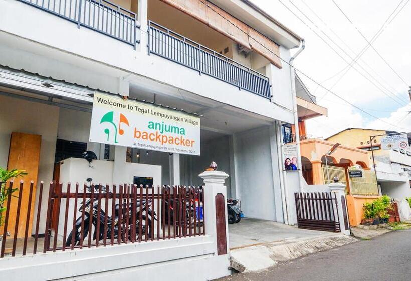 فندق صغير Anjuma Backpacker