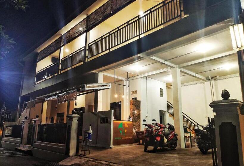 فندق صغير Anjuma Backpacker