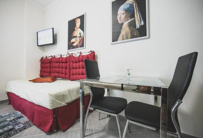 Art & Books Bed And Breakfast