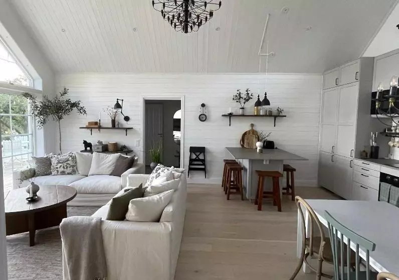 Bastuviken Bed And Breakfast