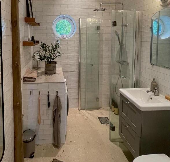 Bastuviken Bed And Breakfast